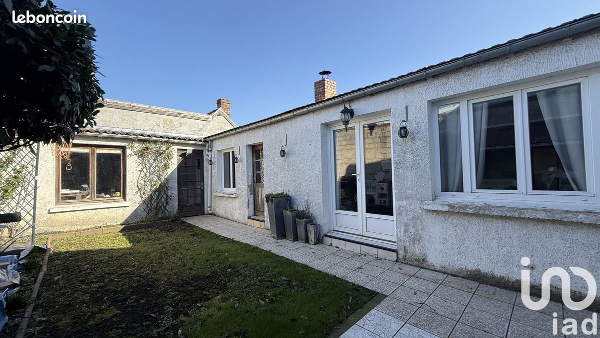 4 bedrooms Townhouse in Longueau, France No. 40093