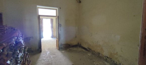 4-salle Appartement à Palermo, Italy No. 222034 30