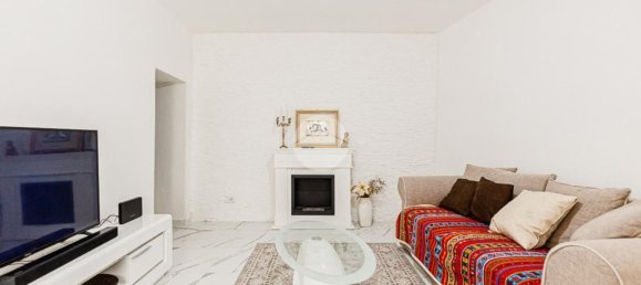 5 bedrooms House in Villafranca di Verona, Italy No. 331632 8