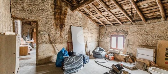 5 bedrooms House in Villafranca di Verona, Italy No. 331632 18