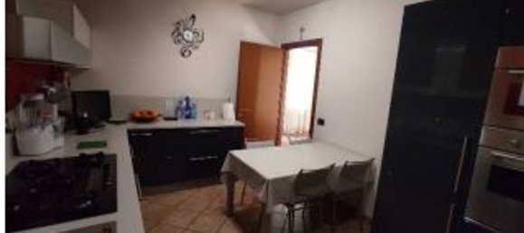 4 rooms House in Brembate di Sopra, Italy No. 5911 9