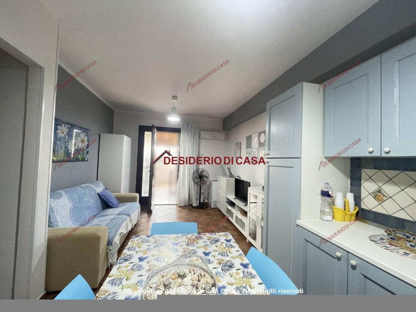 Apartamento T2 em Campofelice di Roccella, Italy N.º 167442
