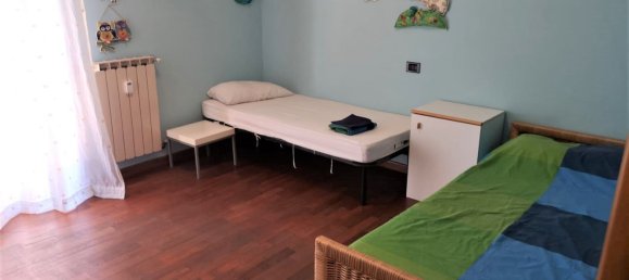 3 rooms Apartment in Carrara, Italy No. 176334 15