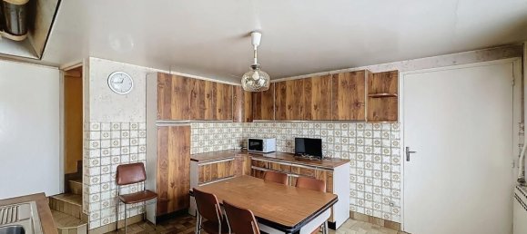 4 bedrooms House in Hadol, France No. 242104 5