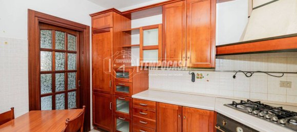 3 Schlafzimmer Wohnung in Lodi Vecchio, Italy, Nr. 341486 5