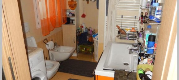 4 bedrooms Apartment in Ferrara, Italy No. 380732 33