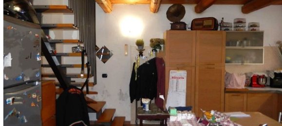 4 bedrooms Apartment in Ferrara, Italy No. 380732 12