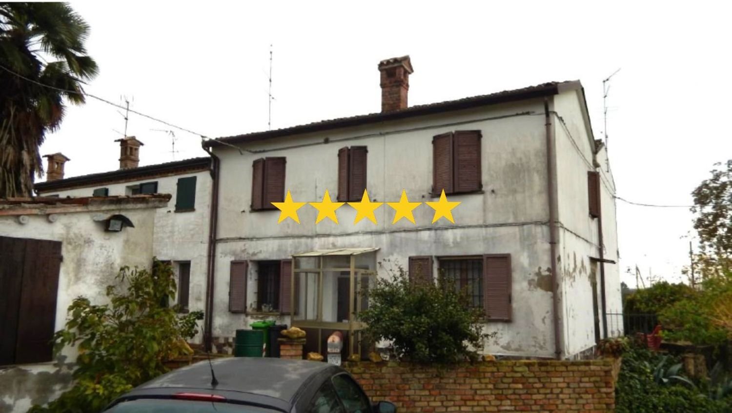 4 bedrooms Apartment in Ferrara, Italy No. 380732