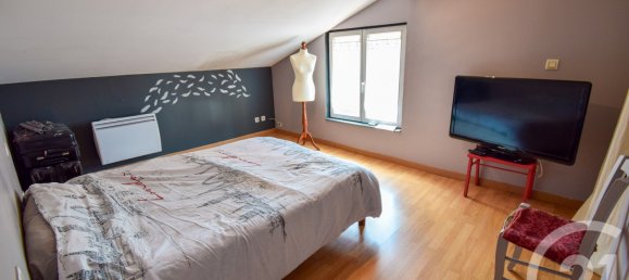 Casa de 4 dormitorios en Tarare, France No. 279776 4