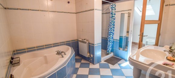 Casa de 4 dormitorios en Tarare, France No. 279776 6