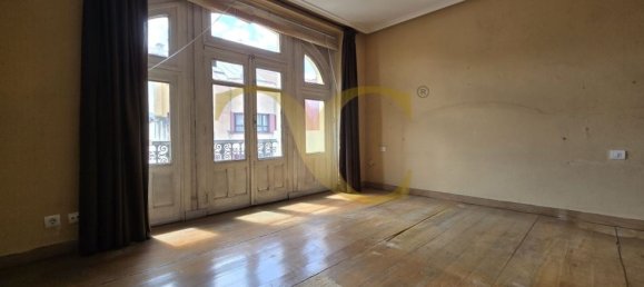 Apartamento de 7 dormitorios en Oviedo, Spain No. 168985 27