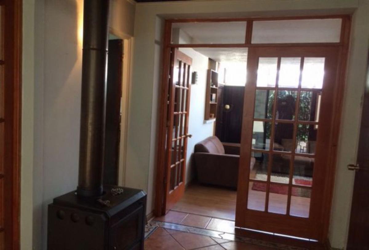 4 bedrooms House in Santiago, Chile No. 5123