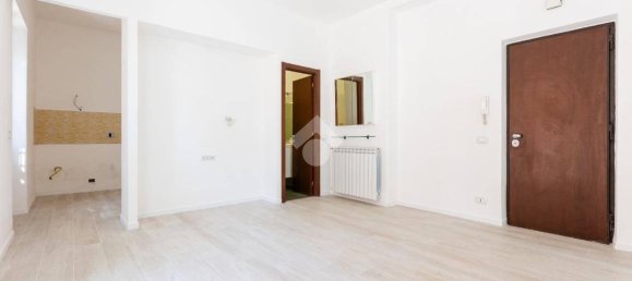 1 bedroom Apartment in Rome, Italy No. 289825 10