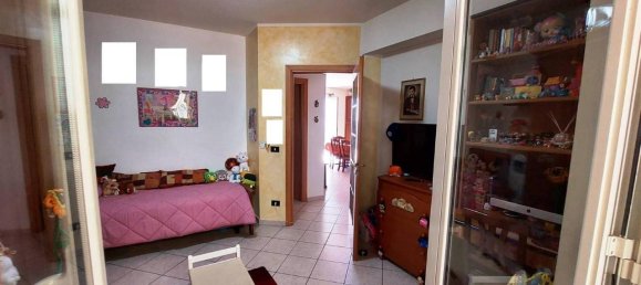 3-salle Appartement à Scaletta Zanclea, Italy No. 23832 27