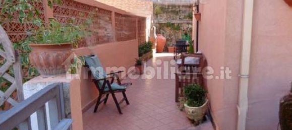 2 Schlafzimmer Wohnung in Messina, Italy, Nr. 51837 6