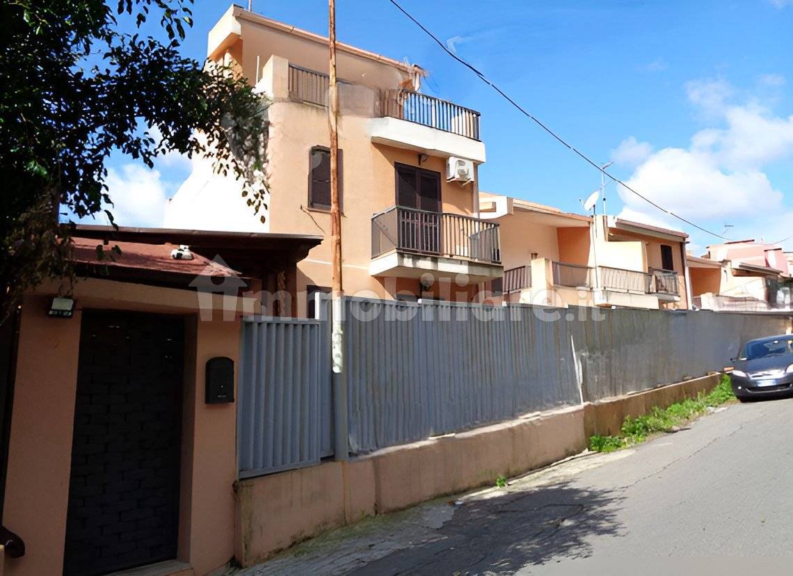 2 Schlafzimmer Wohnung in Messina, Italy, Nr. 51837