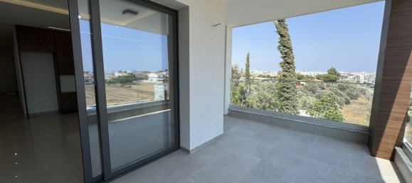 Квартира с 2 спальнями в Ларнака, Кипр № 26447 13