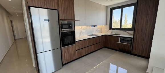 Квартира с 2 спальнями в Ларнака, Кипр № 26447 6