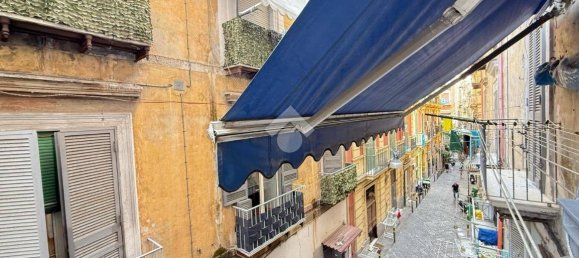 4 bedrooms Apartment in Naples, Italy No. 311732 3