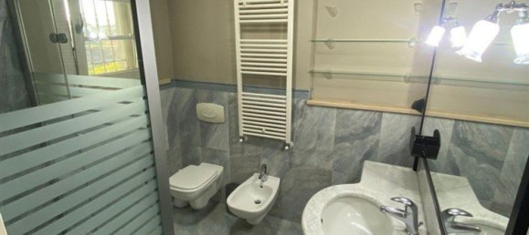 5 bedrooms Villa in Montignoso, Italy No. 316752 10