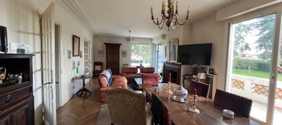 5 bedrooms House in Aiguillon, France No. 100232 6