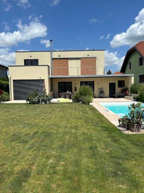 5-Zimmer Haus in Spillern, Austria, Nr. 245205