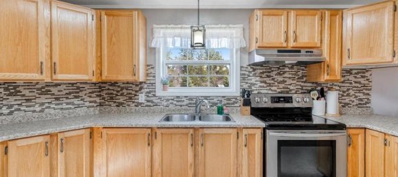 3 bedrooms House in Tatamagouche, Canada No. 604 4