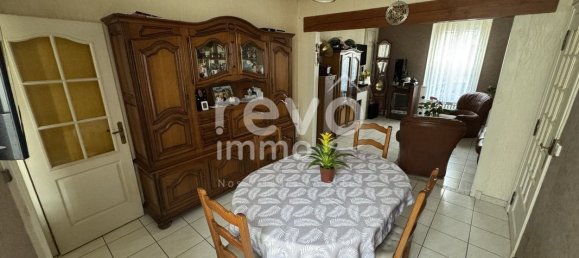 2 Schlafzimmer Haus in Le Mans, France, Nr. 98293 20