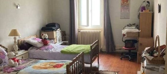 Edificio en Pont-de-Veyle, France 184 m² No. 202796 7