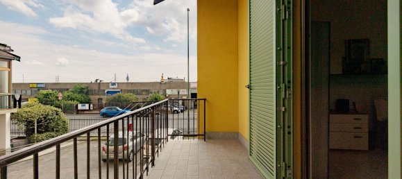 4 rooms House in Sesto San Giovanni, Italy No. 22902 23