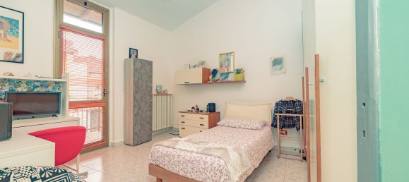4 rooms House in Sesto San Giovanni, Italy No. 22902 14