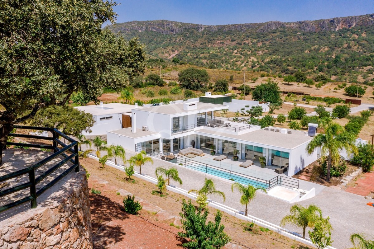 5 bedrooms Villa in Salir, Portugal No. 305912