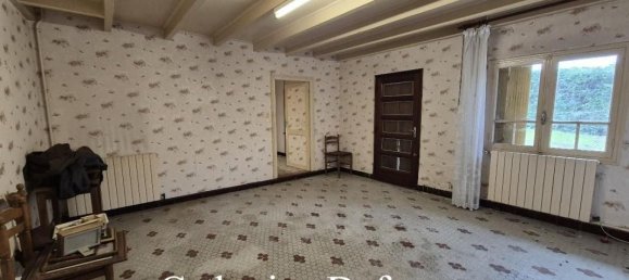 3 bedrooms House in Donnezac, France No. 201664 5