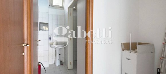 1 room Commercial property in Milan, Italy No. 346627 17
