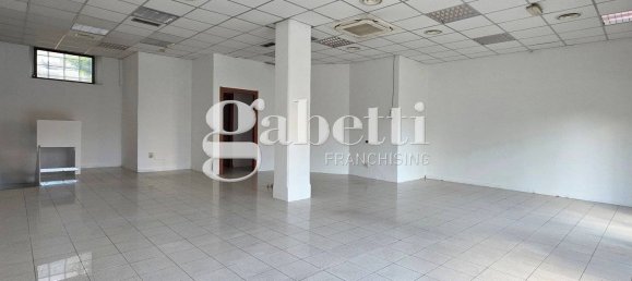 1-Zimmer Gewerbliche Immobilie in Milan, Italy, Nr. 346627 4