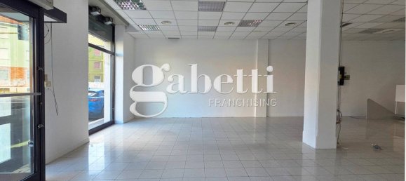 1-Zimmer Gewerbliche Immobilie in Milan, Italy, Nr. 346627 2