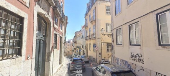 2 bedrooms Apartment in Lisbon, Portugal No. 260806 2