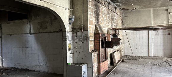 5 bedrooms Warehouse in Torres Vedras, Portugal No. 161743 2