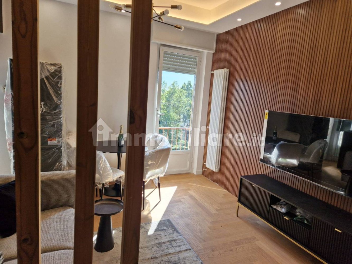 Apartamento de 1 dormitorio en Monza, Italy No. 381371