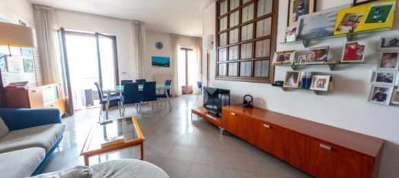 4-salle Appartement à Vieste, Italy No. 114817 12