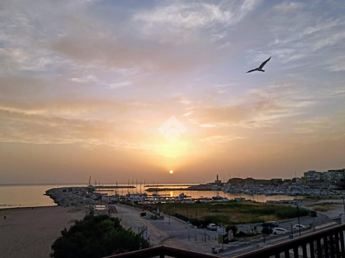 4-salle Appartement à Vieste, Italy No. 114817