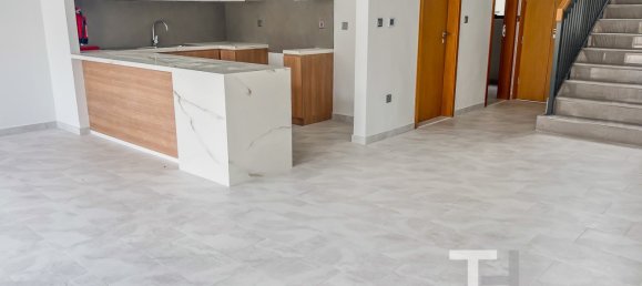 3 bedrooms Townhouse in Dubai Land, UAE No. 33274 6