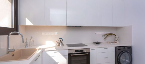 Apartamento de 2 dormitorios en Limassol, Cyprus No. 23382 16