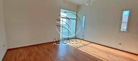 7 bedrooms Villa in The Marina, UAE No. 29642 20