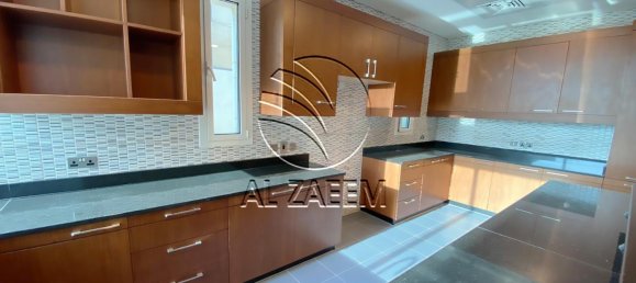 7 bedrooms Villa in The Marina, UAE No. 29642 7