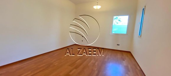 7 bedrooms Villa in The Marina, UAE No. 29642 16