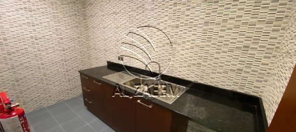 7 bedrooms Villa in The Marina, UAE No. 29642 15