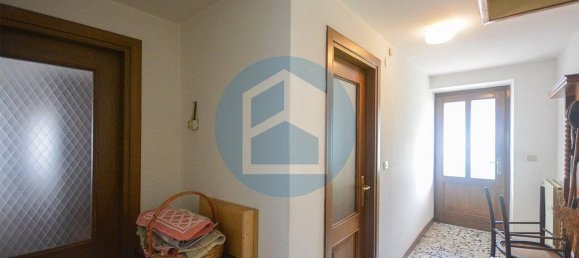 3 bedrooms House in Pian Camuno, Italy No. 303670 22