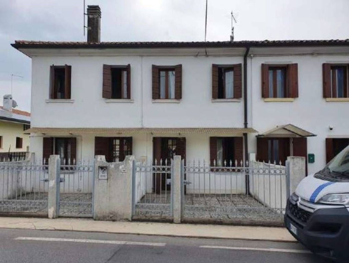 4 rooms House in Montebelluna, Italy No. 212991