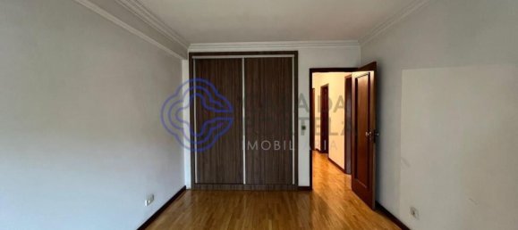 2 Schlafzimmer Wohnung in Porto, Portugal, Nr. 43990 10